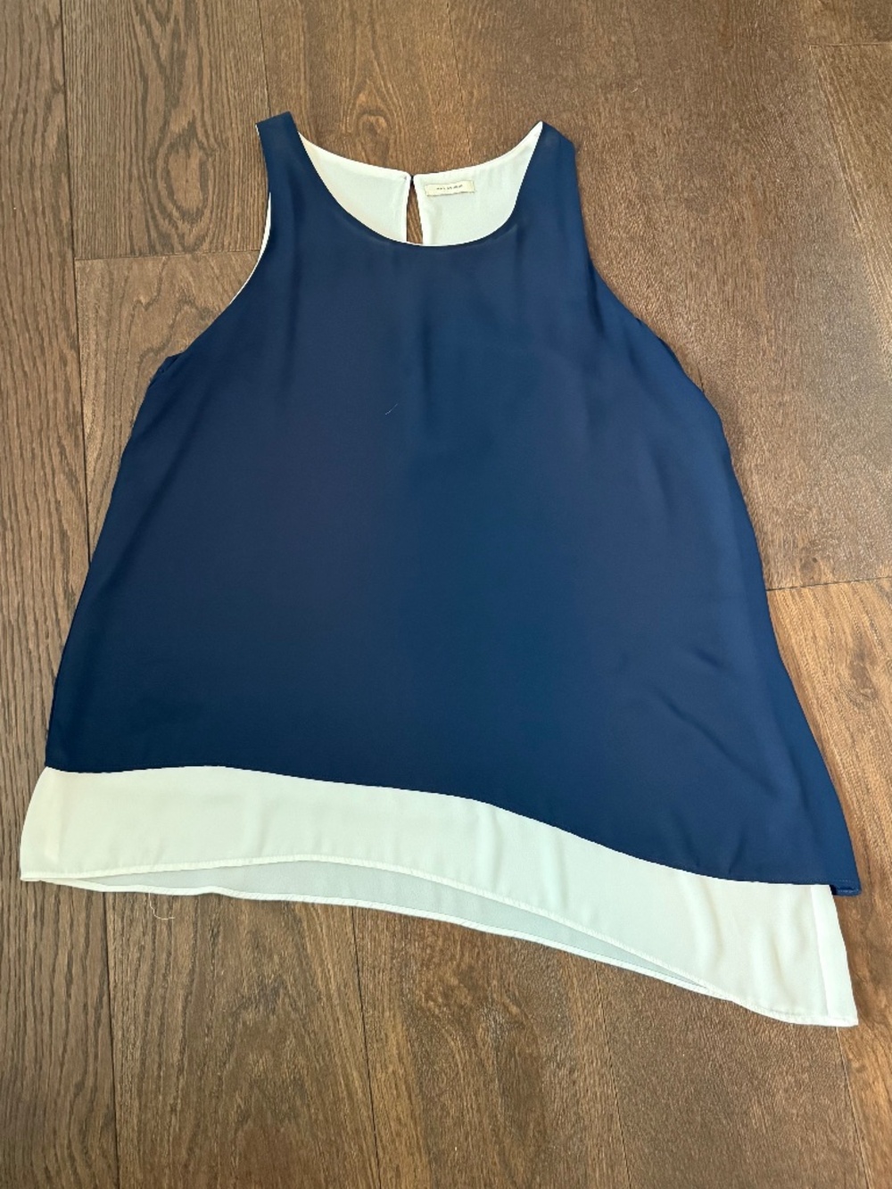 Max Studio Navy Ivory Colorblock Asymmetrical Hem Tank Top